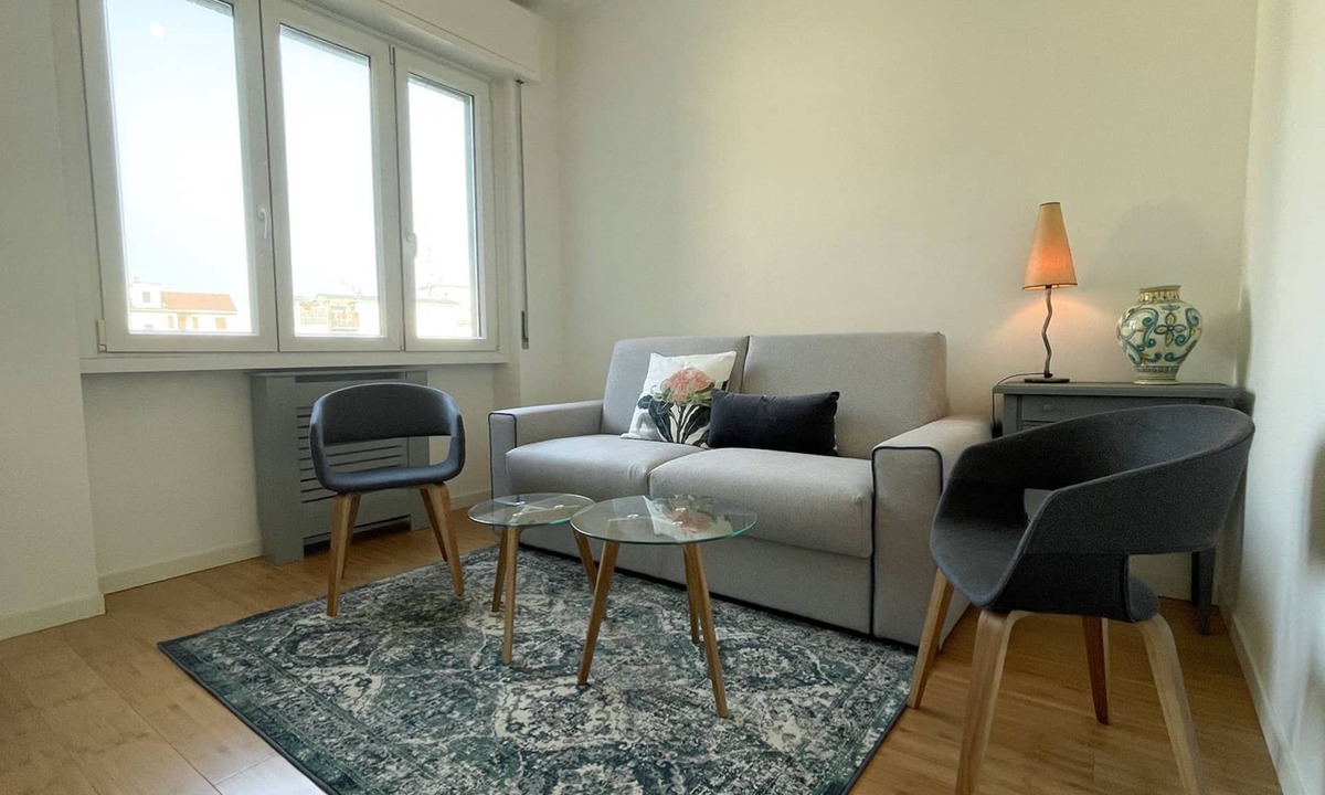 San Cristoforo Sul Naviglio Apartment | Bright two-room apartment