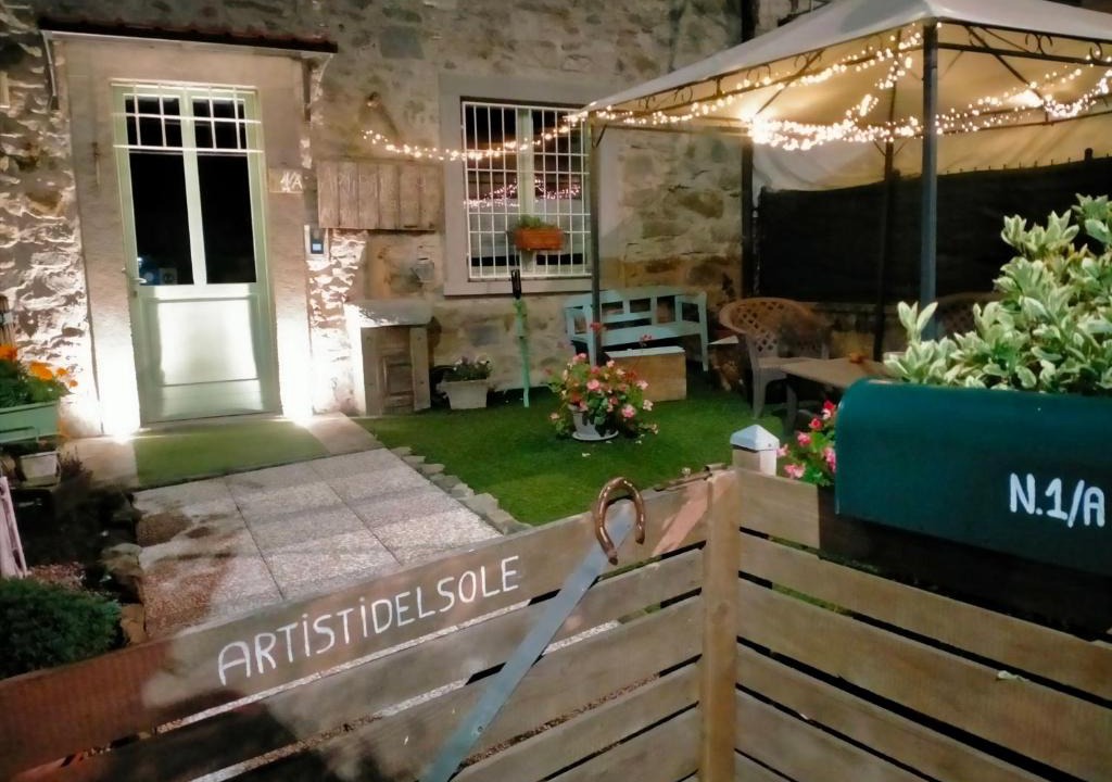 Paratico Apartment | Casa Artisti del Sole