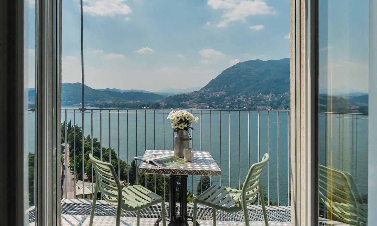 Blevio Apartment | Casa Corbu - Two Bedroom Apartment, Sleeps 6