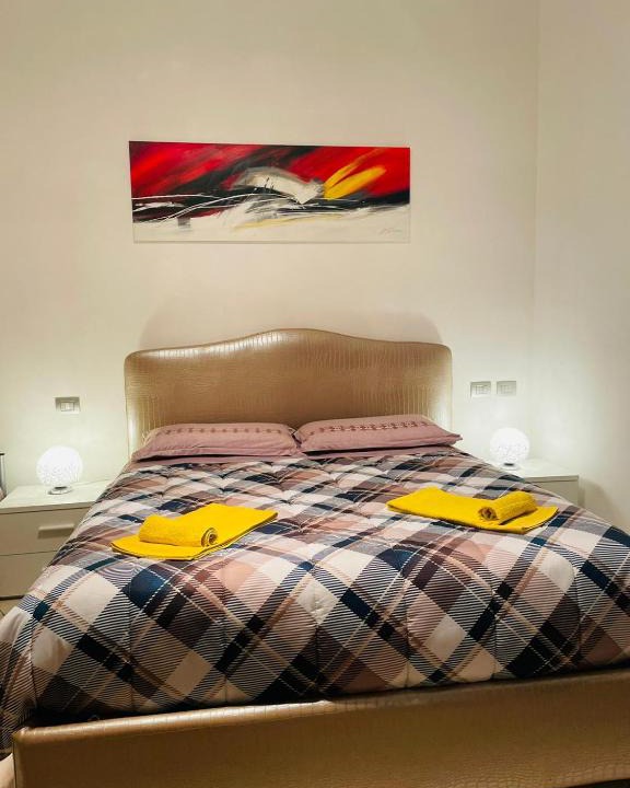 Somma Lombardo Apartment | Casa Dei Fiori 3