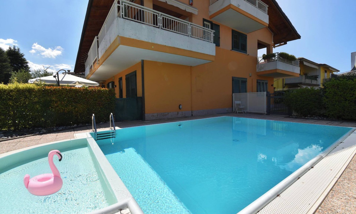 Colombare Apartment | Casa Emma with Pool, Sirmione, Italy