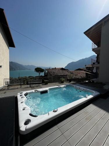 Zorzino Apartment | Casa Gina with pool and lake view