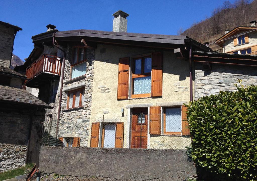 Chiesa in Valmalenco House | Casa In Borgo
