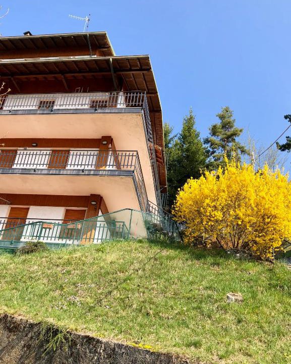 Castione della Presolana Apartment | Casa nel verde con vista e terrazze