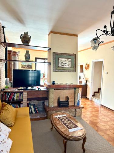 Gaino House | Casa Rosa