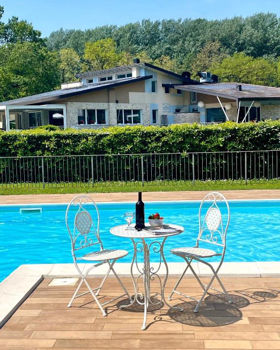 Spinone Al Lago Apartment | Casa Vacanze Alessandro