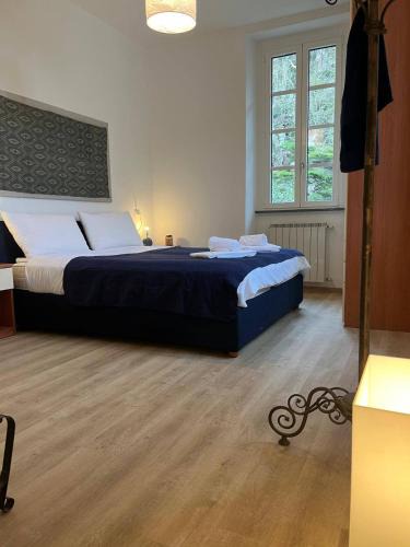 Dervio Apartment | Castello Camelia & Oleandro - View of Lake Como