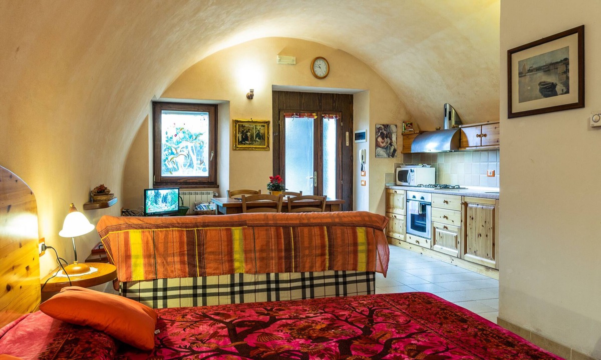 Holiday Riva Solto Persons | Zorzino