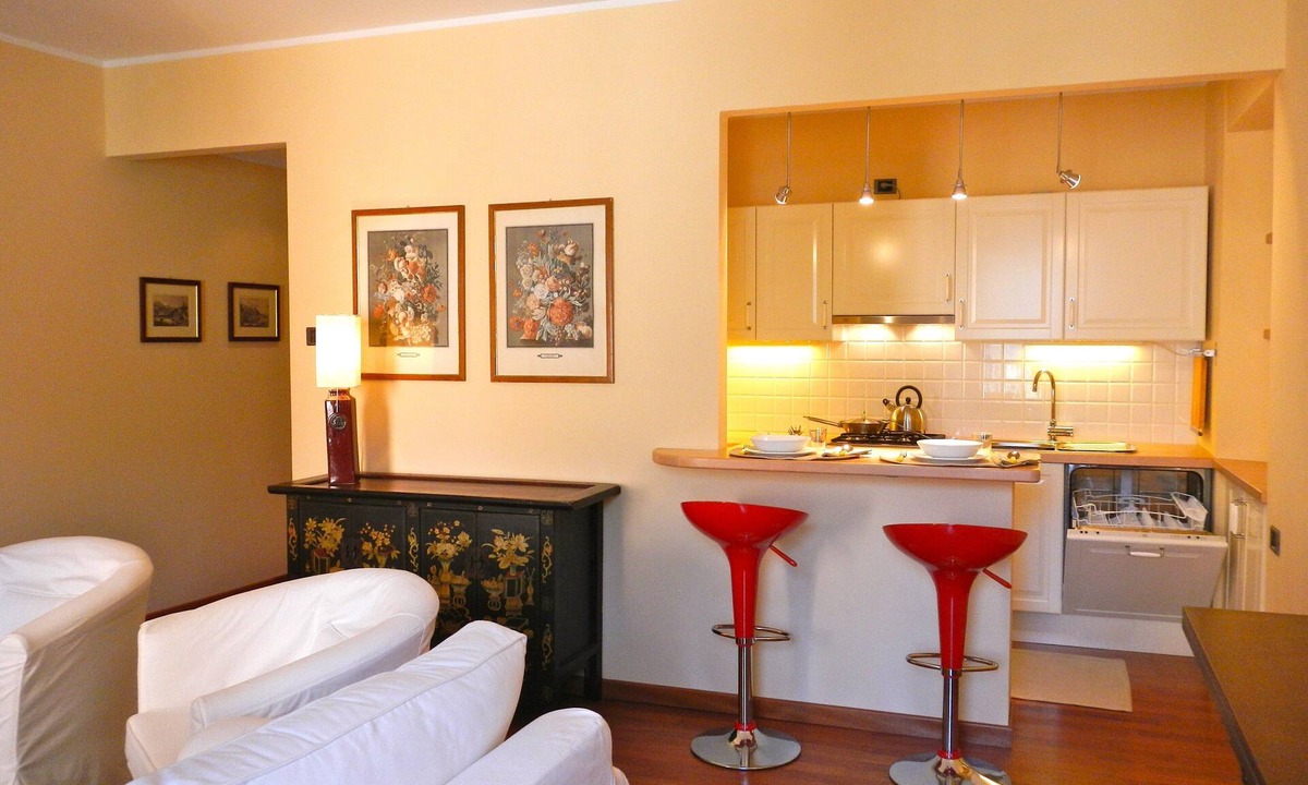 Bellagio Apartment | Charming romantic apartment in an ancient villa in Bellagio, close to lakeshore