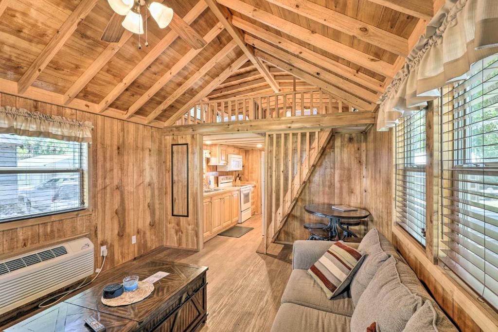 Steinhatchee House | Charming Steinhatchee River Cottage Unit 10!