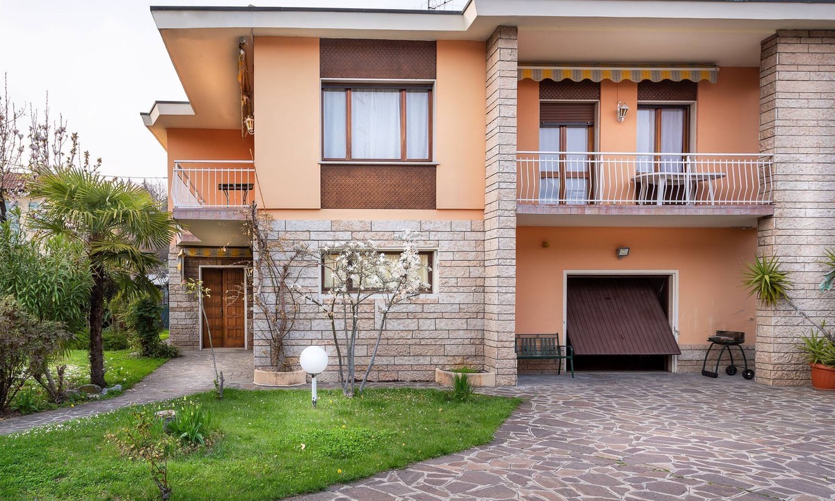 Villa Laura | Cunettone-villa