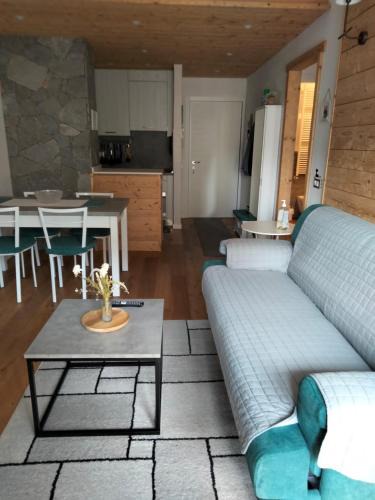 Aprica Apartment | Condominio Baradello