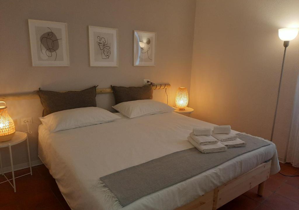 Angera Apartment | Contrada d'Amore