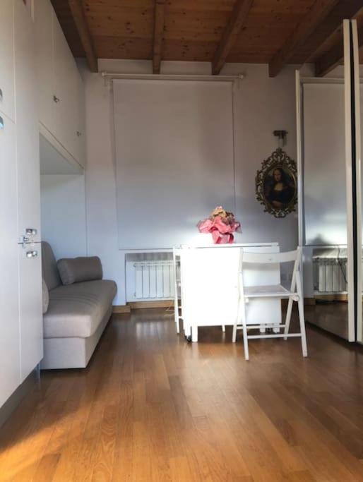 Bareggio Apartment | Corte Da Vinci - Fiera Milano e Milano City