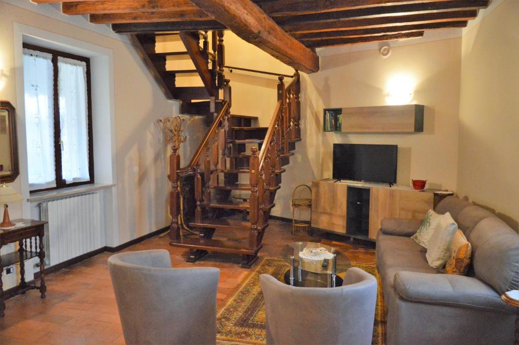 Marmirolo House | CORTE MORONA