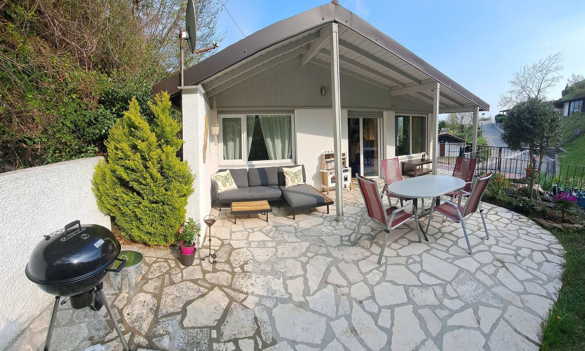 Aer House | Cozy bungalow for 4 people in the mountains of Tignale. Dog friendly!