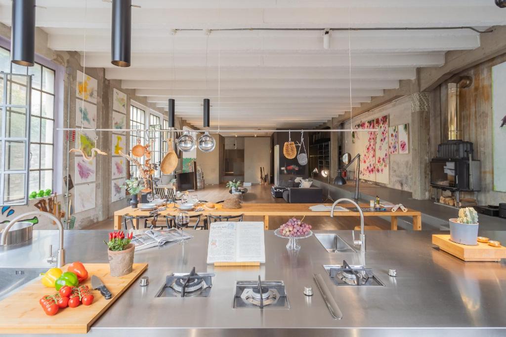 Como Apartment | Design Loft with Private Parking