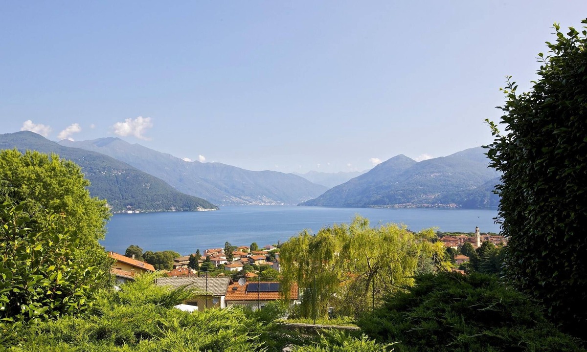 Germignaga House | Detached 3-bedroom house with beautiful outdoor area & dream lake view