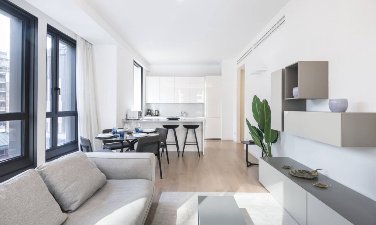 San Babila Apartment | Easylife - Sophisticated abode 2min from the Duomo