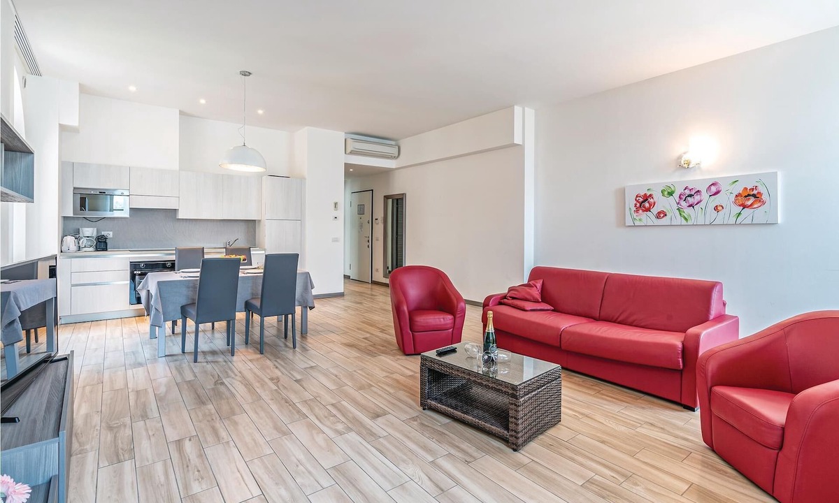 Cadenabbia Apartment | "Elegant and spacious apartments 80 m from the lake in Griante, nice resort on Lake Como, 3 km from