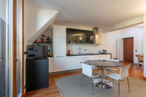 Porta Venezia Apartment | Eustachi