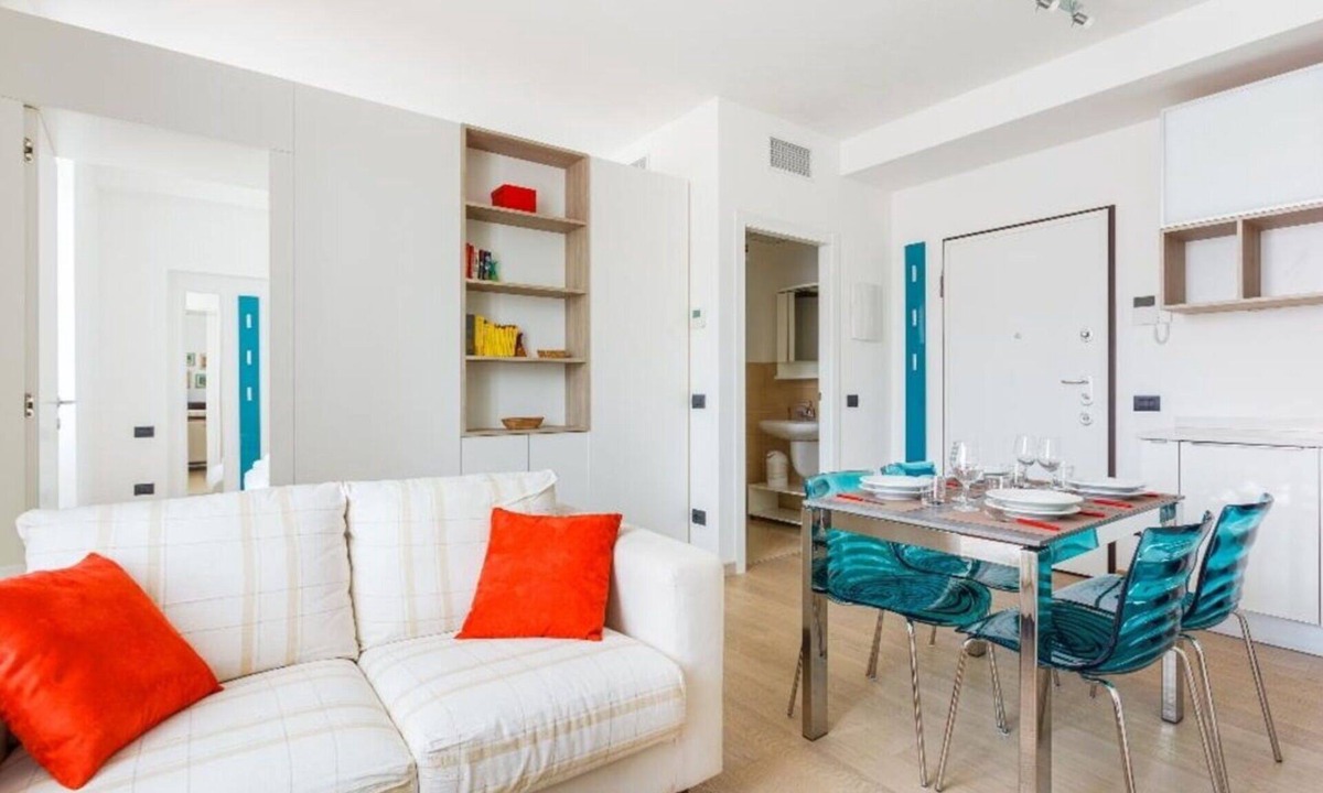 Zona Farini Apartment | Farini, Lovely 1 Br Flat Close To Metro Station By Halldis