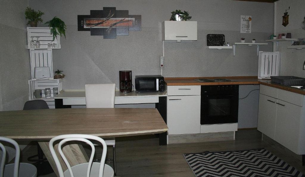 Goessweinstein Apartment | Ferienwohnung Hexenhäusla