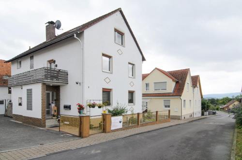 Grebendorf House | Ferienwohnung Storchenblick