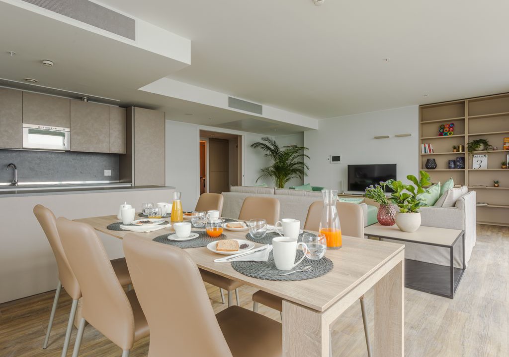 Centro Direzionale Apartment | Galfa 182 - New, bright 2-bedroom, Torre Galfa 18th floor