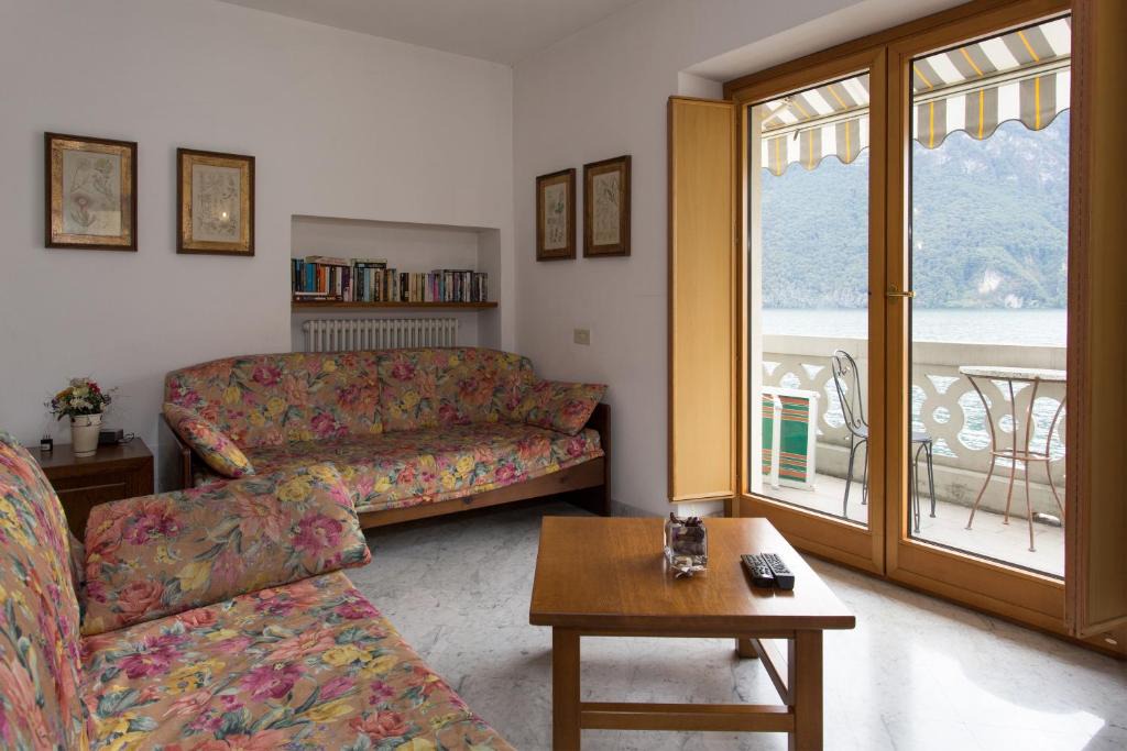San Mamete Apartment | Galleria Albogasio Apartment 14539