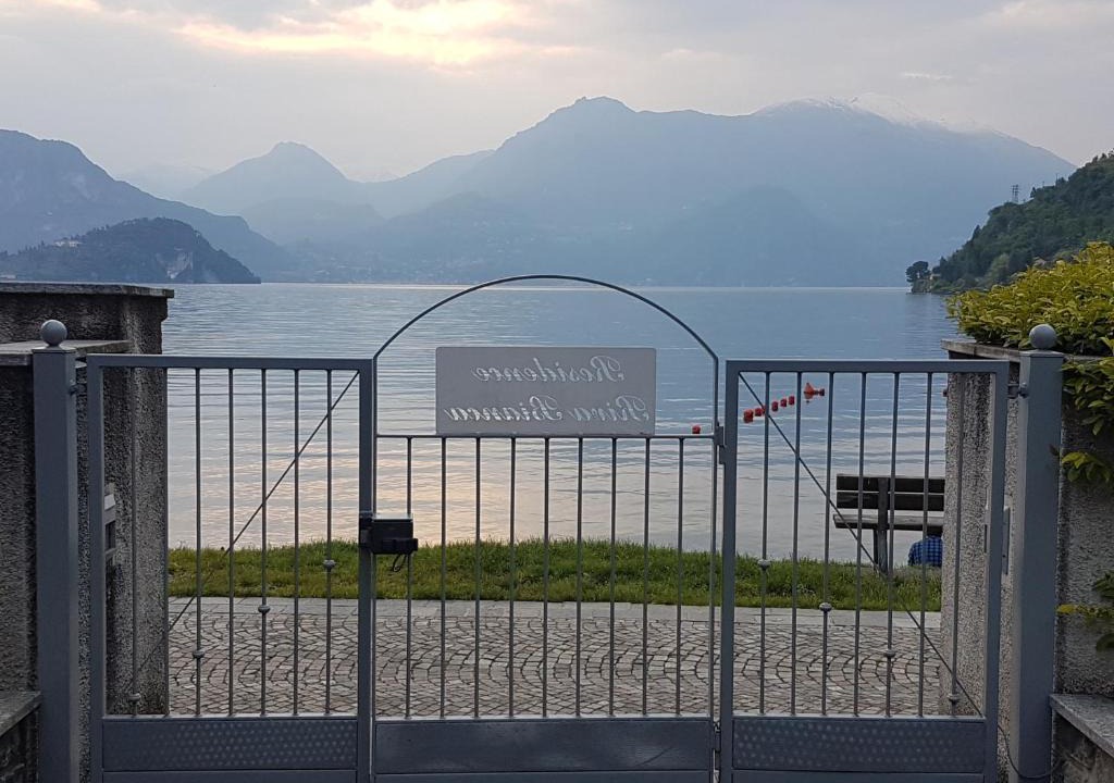 Lierna Apartment | GIRASOLE