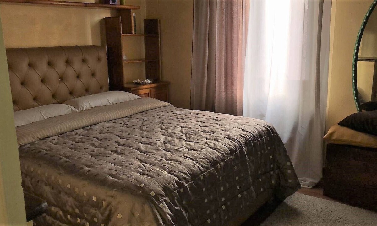 Centro Direzionale Apartment | Goldhouse (island-Garibaldi-Central Station)