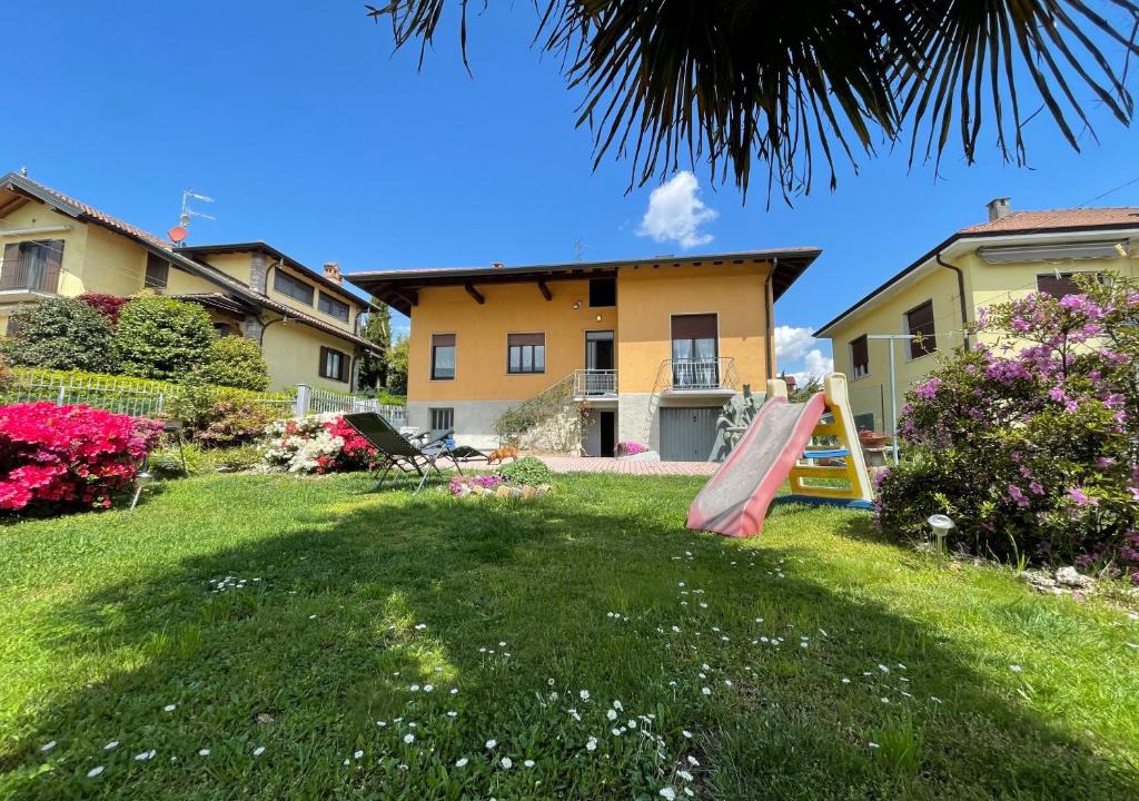 Angera House | Grandma's garden house