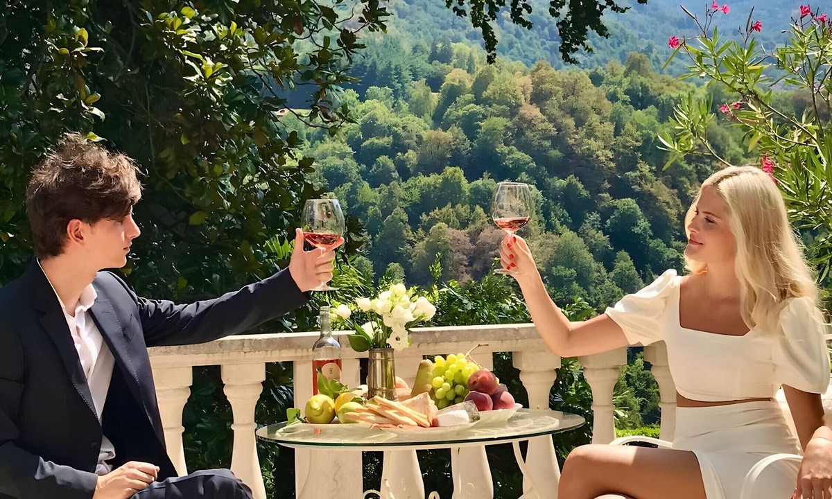 Dizzasco Villa | "Historic Villa Argegno Como lake", with private terrace and lake view