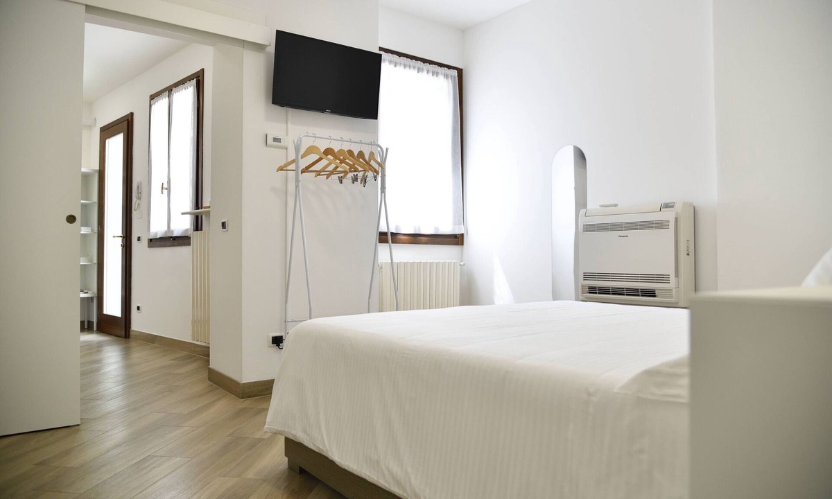 Cesana Brianza Apartment | Holiday Apartment "La Casetta tra laghi e montagne"