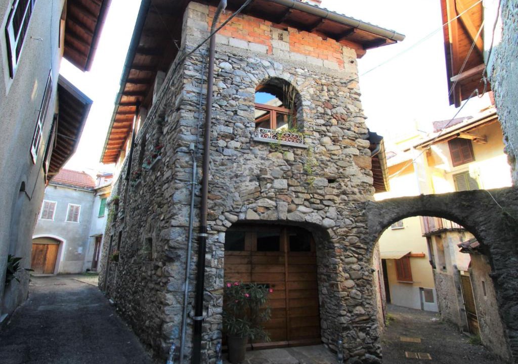 Castello House | Holiday Home Caa de Sass by Interhome