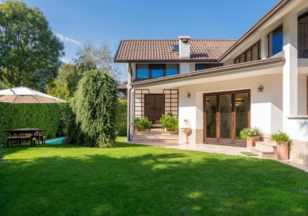Delebio House | Holiday Home Candida by Interhome