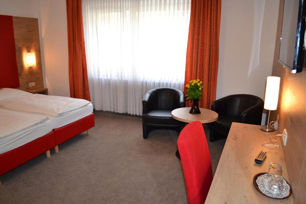 Stadtmitte Hotel | Hotel Minerva Garni