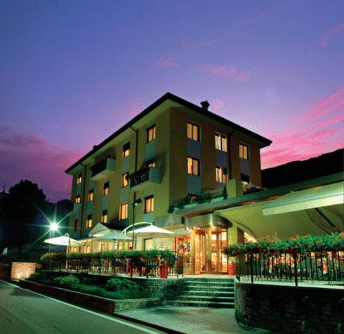 Costa Valle Imagna Hotel | Hotel Ristorante Costa