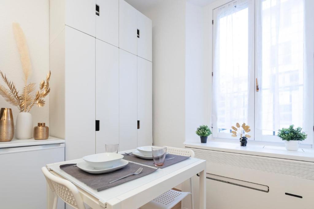 Porta Genova Apartment | I Host Apartment - Alessi 10