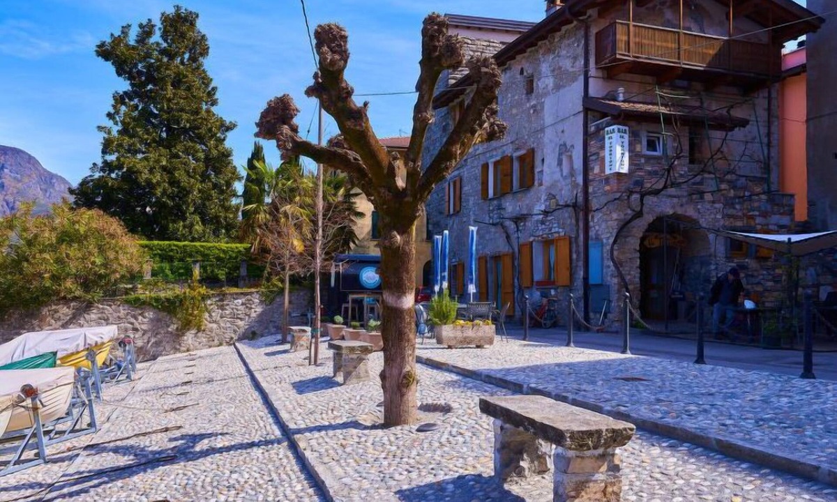 Il Torrione | Claino Con Osteno