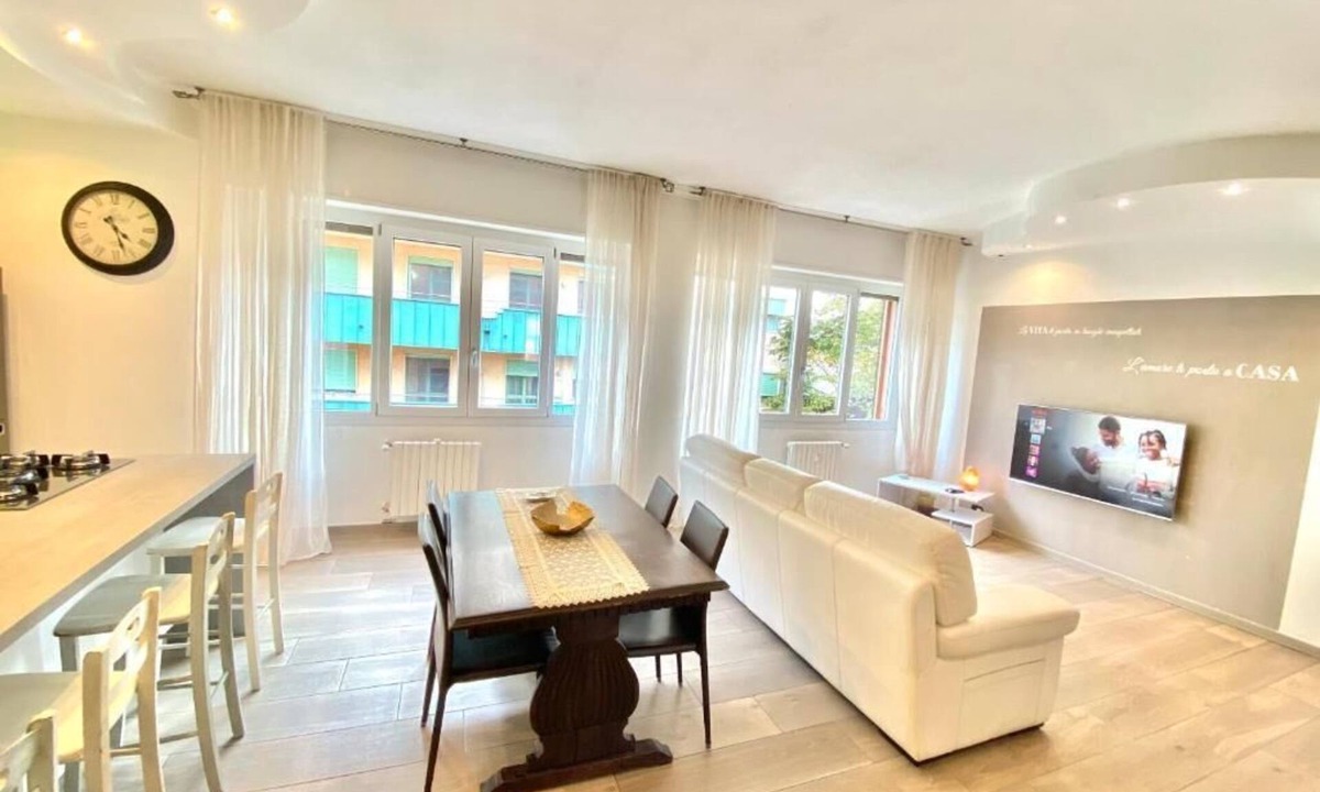 Morivione Apartment | In Modern and Spacious Design, between Bocconi and the City Center of Milan