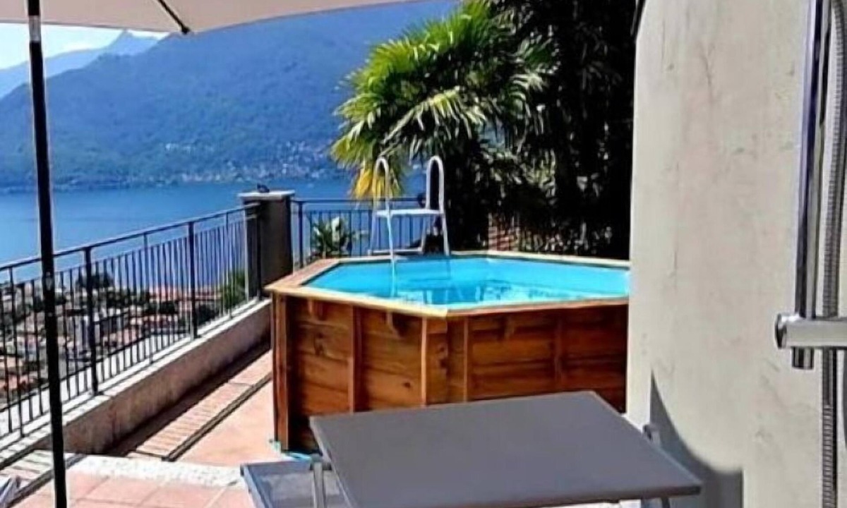 Maccagno Apartment | Lake view apartment