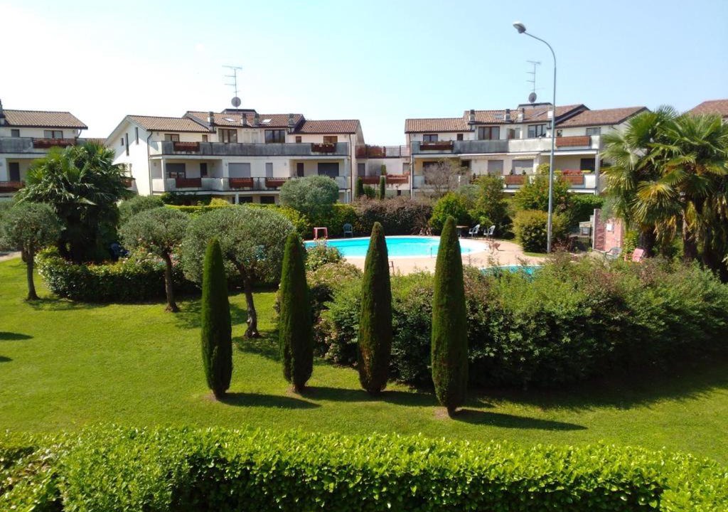 Brebbia Apartment | Kibilù - Brebbia Bilocale con Piscina Parcheggio vicinanze Lago Maggiore
