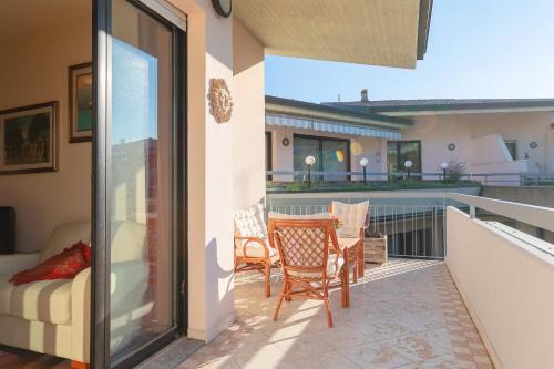 Desenzano del Garda Apartment | Kristall Lago 233 Apartment by Wonderful Italy