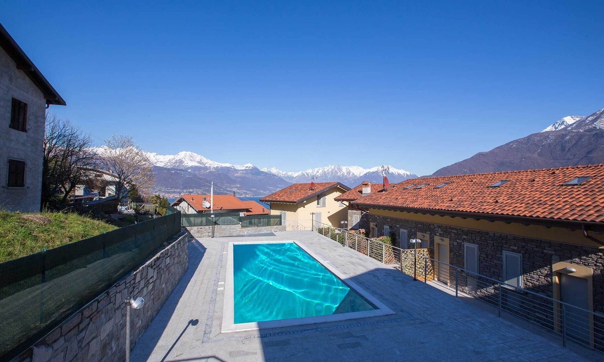 Calozzo Apartment | La Perla Di Pianello, Pianello del Lario, Italy