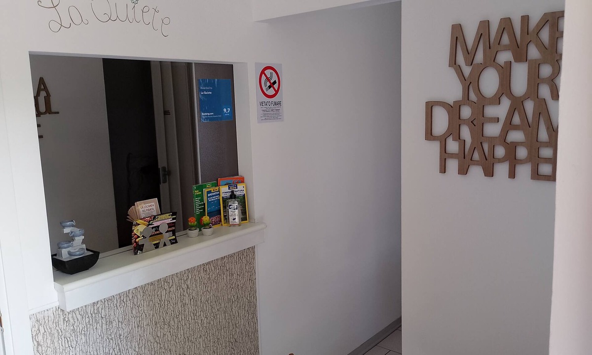 Capiago Intimiano House | "La Quiete" quiet apartment a few steps from Switzerland from Como and Cantù