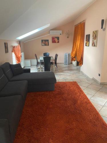 Bosisio Parini Apartment | La Valloggia