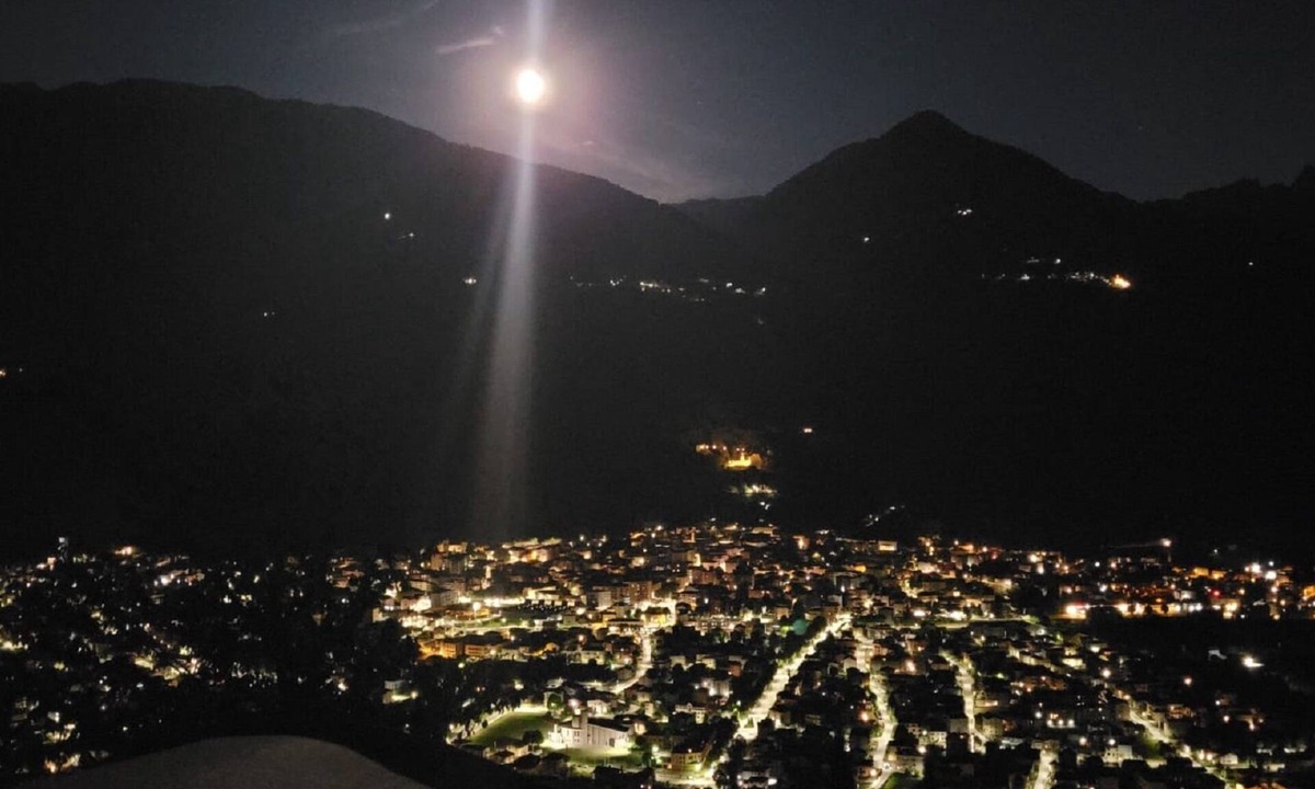 Civo House | Lake Como 7 miles - Val di Mello: 1-ROOM-APARTMENT/TWO-ROOM APARTMENT BedroomBathroomKitchen