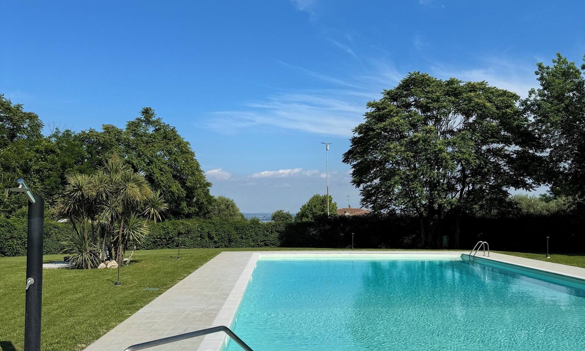 Soiano del Lago Apartment | Lake view with swimming pools amazing place!